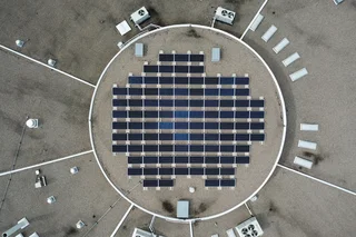 Instalación fotovoltaica sobre cubierta plana